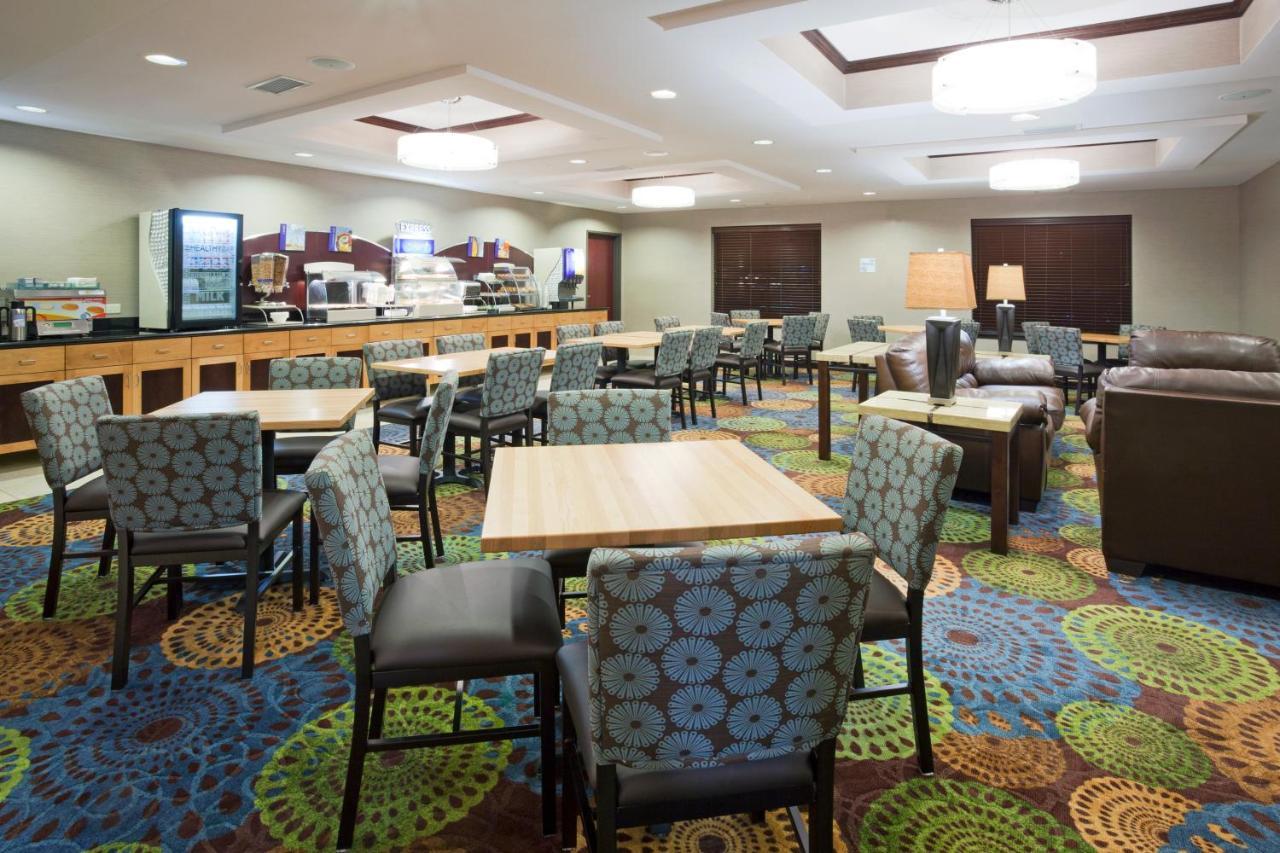 Holiday Inn Express And Suites Rochester West-Medical Center By Ihg Luaran gambar